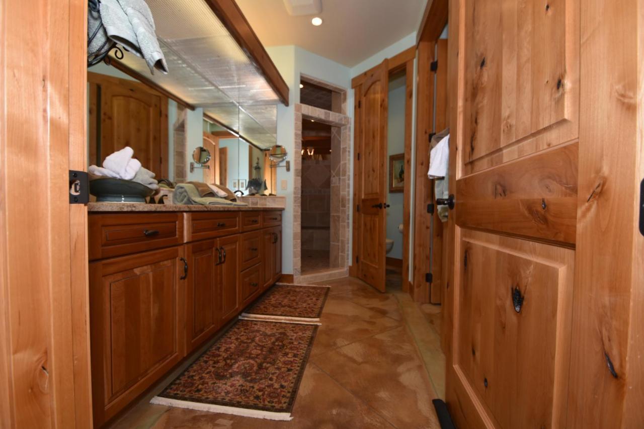 Rampart Range Resort Woodland Park Bagian luar foto